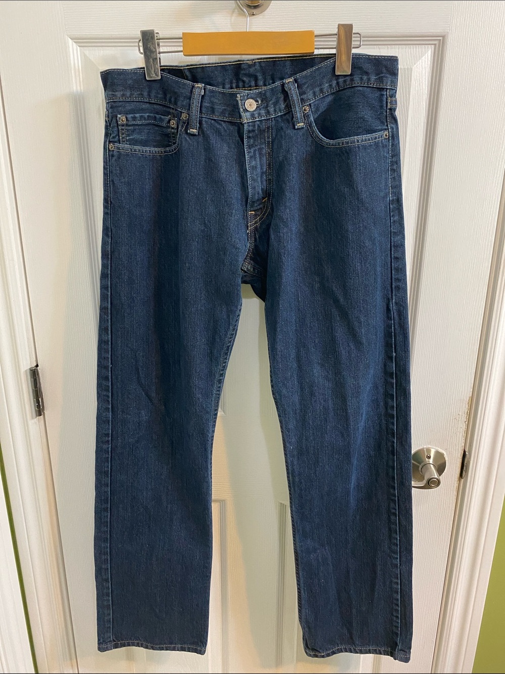 Levi’s 514 Straight Leg Dark Wash Men’s Denim Jeans Size 33 32 Casual School - Picture 2 of 9